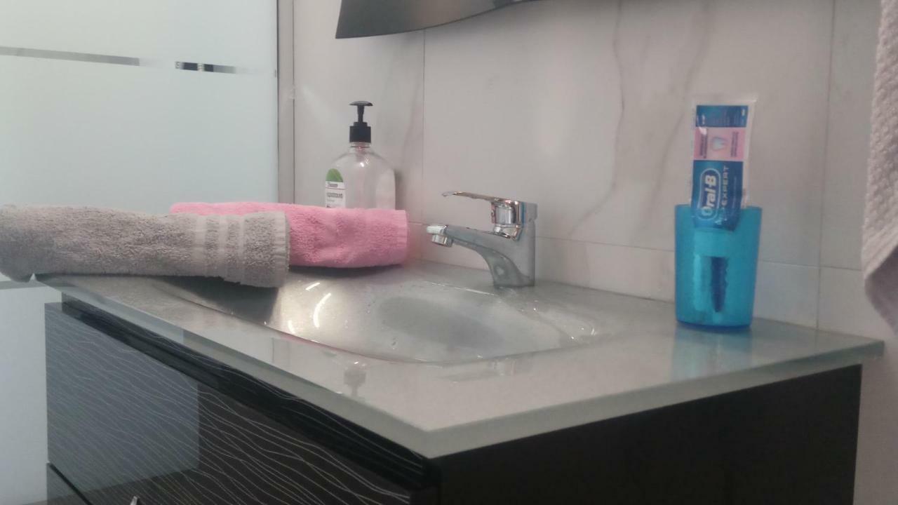Apartment Near Stavros Niarchos Park & Acropolis Athen Eksteriør bilde